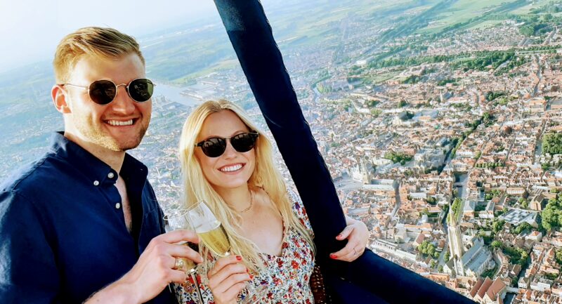 Daily balloon flights in Bruges - Wedding proposal in a hot air balloon